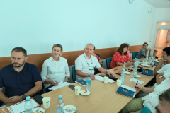 9856